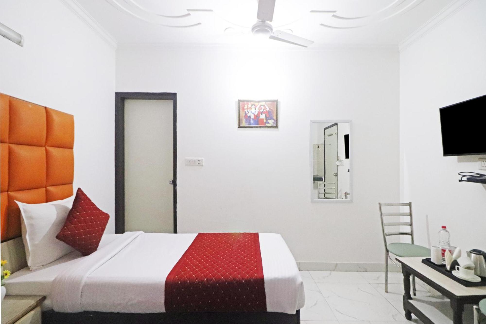 Clink Airport -new Delhi 3* New Delhi