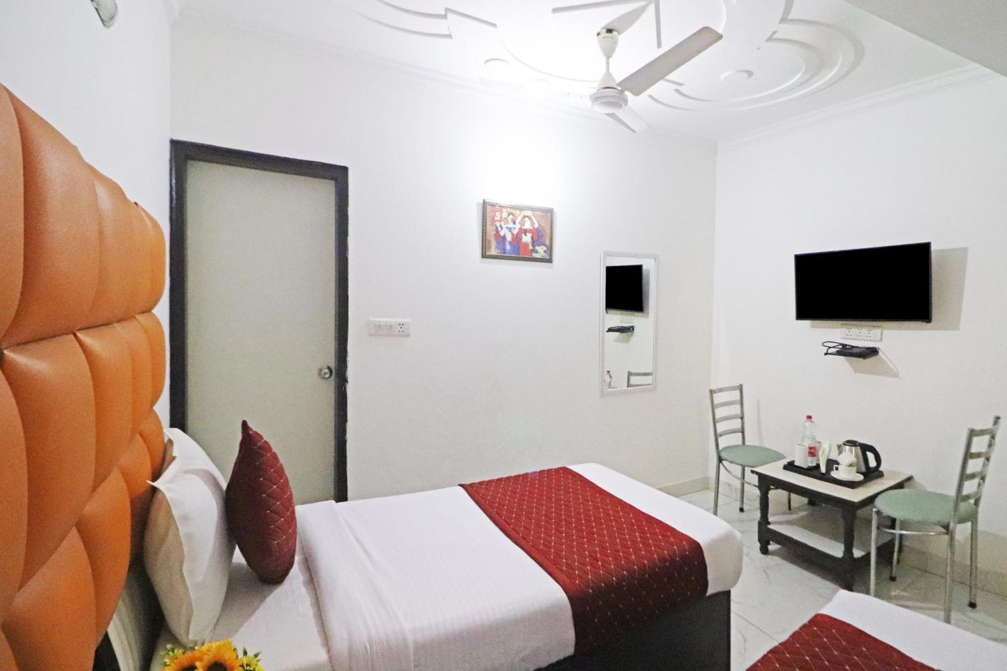 Hotel Clink Airport -new Delhi New Delhi