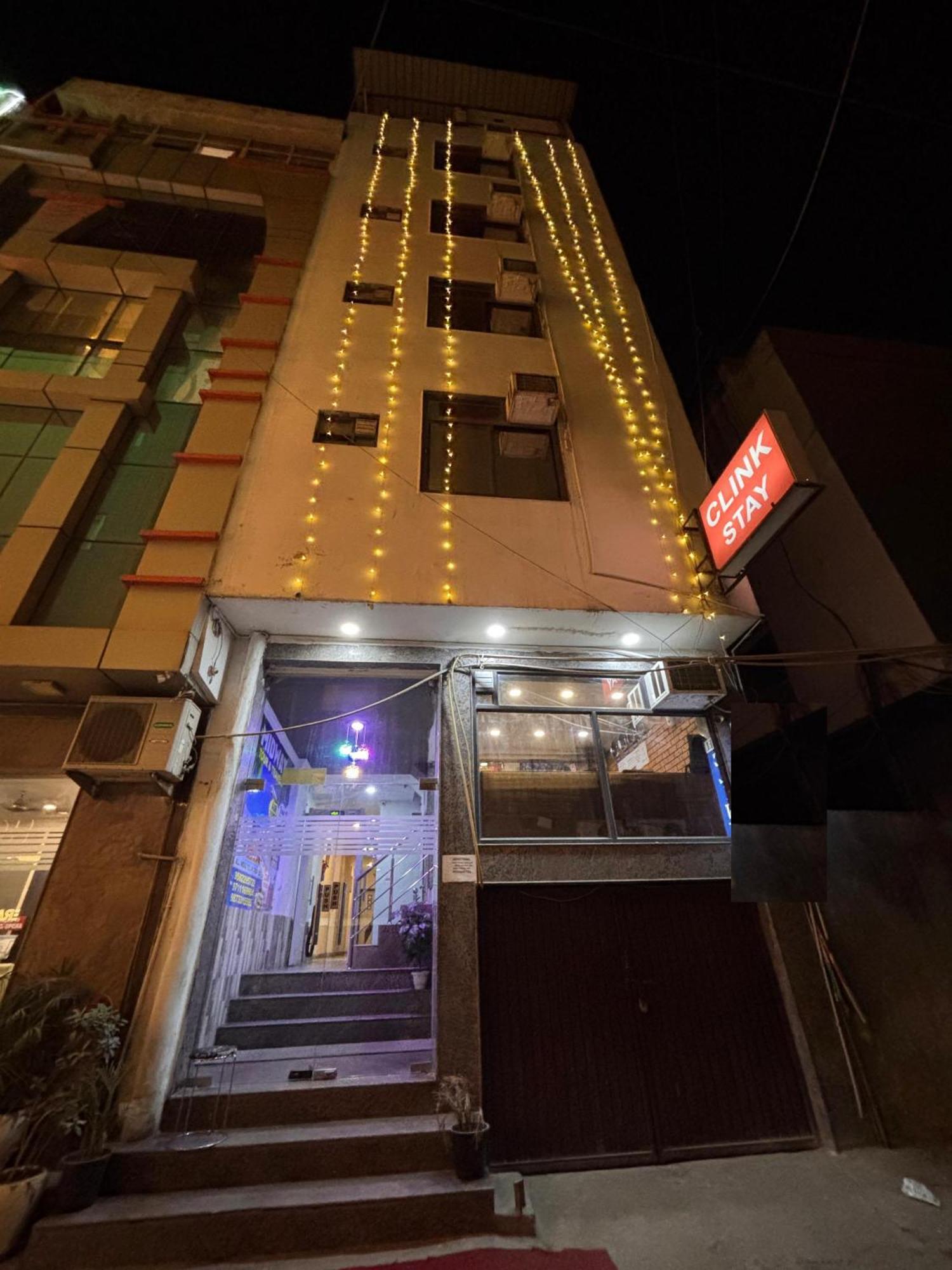 Clink Airport -new Delhi Hotel 3*